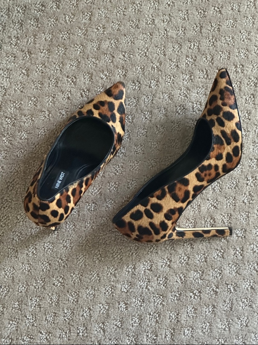 Leopard pumps 🔥